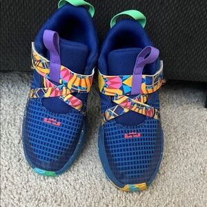 Vibrant Blue Kids Sneakers with Multicolor Accents